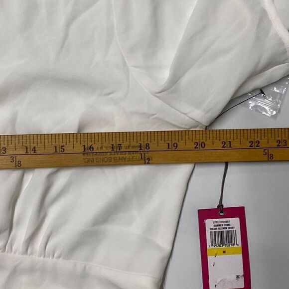 Vince Camuto Button Delicate Blouse Medium M Shirt Ivory NWT - Picture 5 of 7